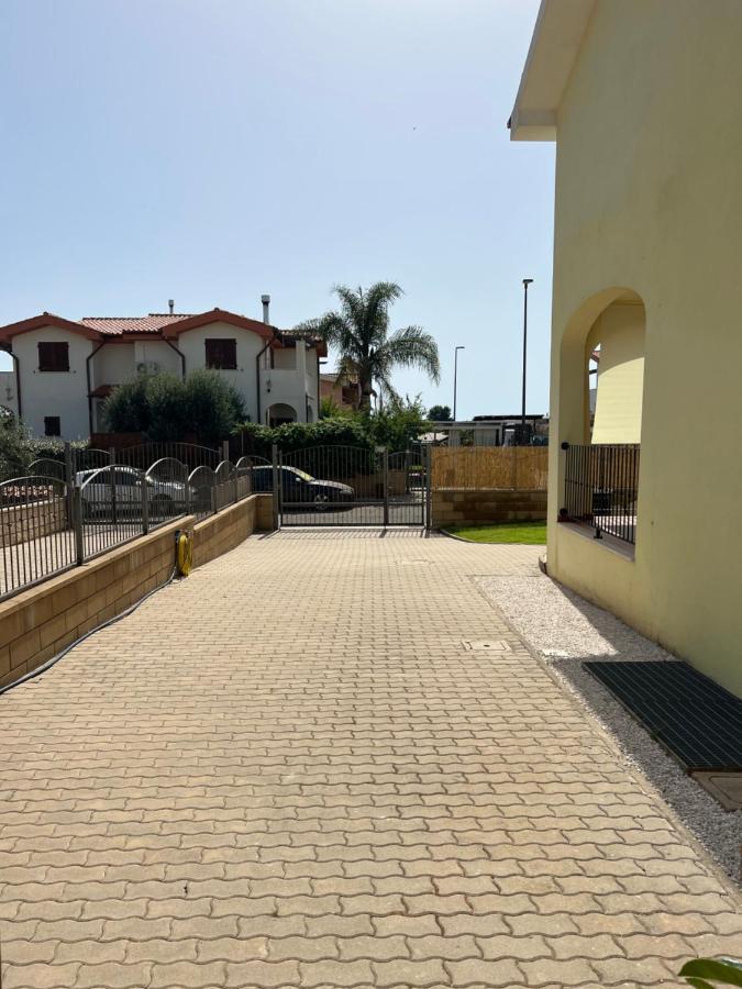 Villa Casa Grecale Girasole Esterno foto